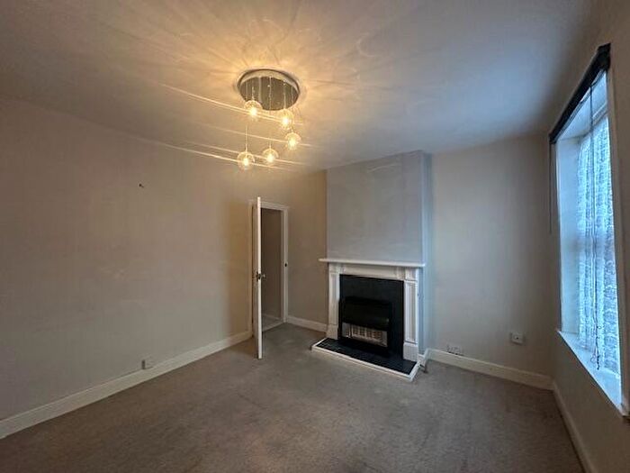 1 Bedroom Flat To Rent In Wood Street, Kidderminster, DY11