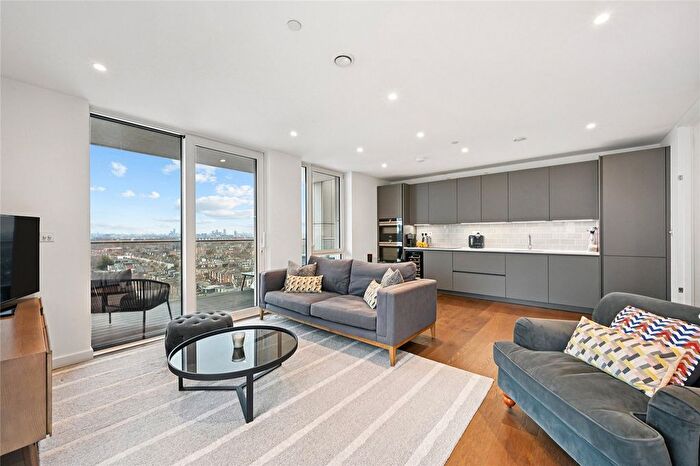 2 Bedroom Flat For Sale In Bollo Lane, London, W4