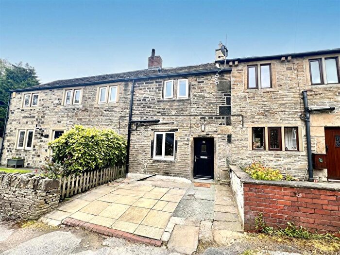 1 Bedroom Cottage To Rent In Huddersfield Road, Skelmanthorpe, HD8