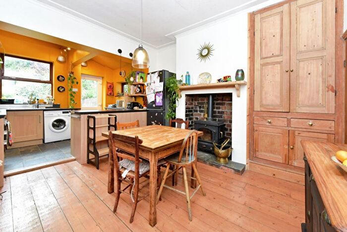 3 Bedroom Terraced House For Sale In Shirley Road, Sheffield, South Yorkshire, S3