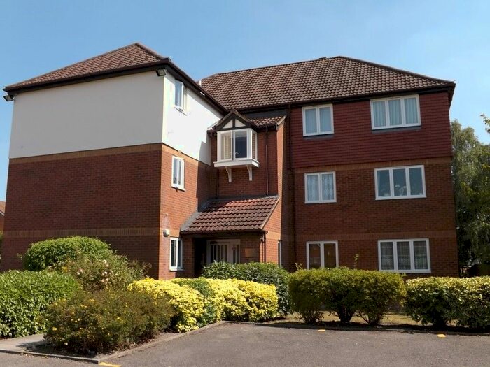 2 Bedroom Flat To Rent In Ross Court, Moray Close, HA8