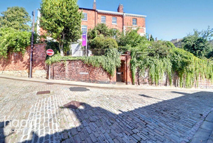 4 Bedroom Terraced House For Sale In Ventnor Terrace, Lincoln, LN2