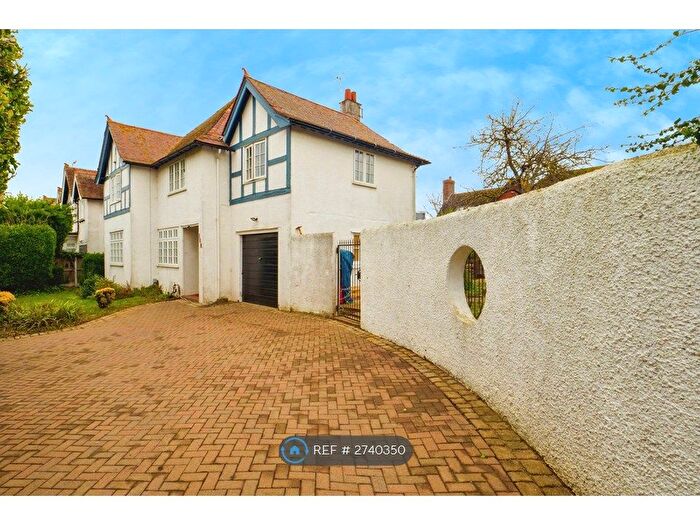 6 Bedroom Detached House To Rent In Percy Ave.Kingsgate, Broadstairs, CT10