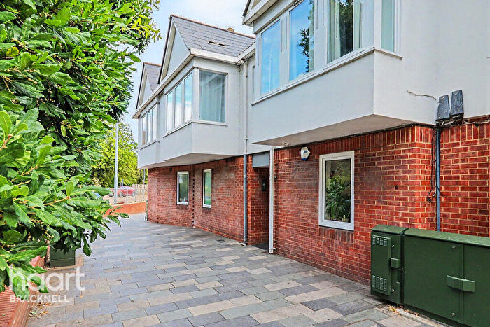 2 Bedroom Apartment For Sale In Hight Street, Maidenhead, SL6