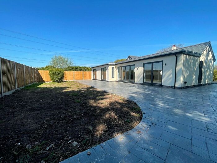 2 Bedroom Detached House To Rent In Ledsham Lane, Ellesmere Port, Cheshire, CH66