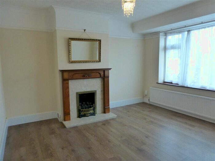 3 Bedroom Property To Rent In Mina Close, Stanground, Peterborough PE2