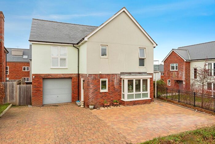 4 Bedroom Detached House For Sale In Golding Road, Tunbridge Wells, TN2