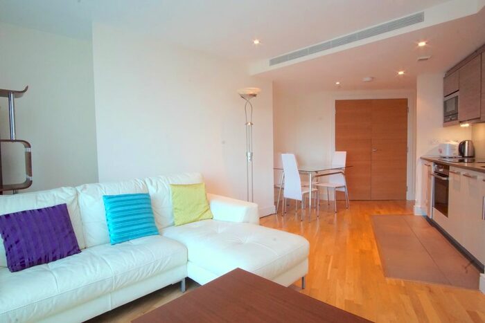 Studio To Rent In Anchor House, St. George Wharf, London, SW8