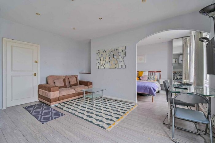 1 Bedroom Maisonette To Rent In Harrowby Street, Marylebone, London, W1H