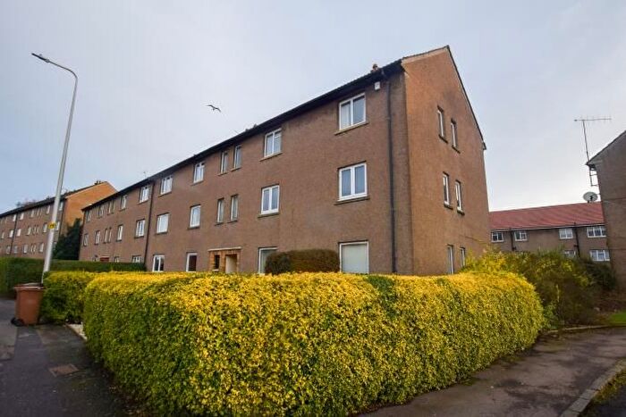 2 Bedroom Flat To Rent In Ballindean Road, DD4