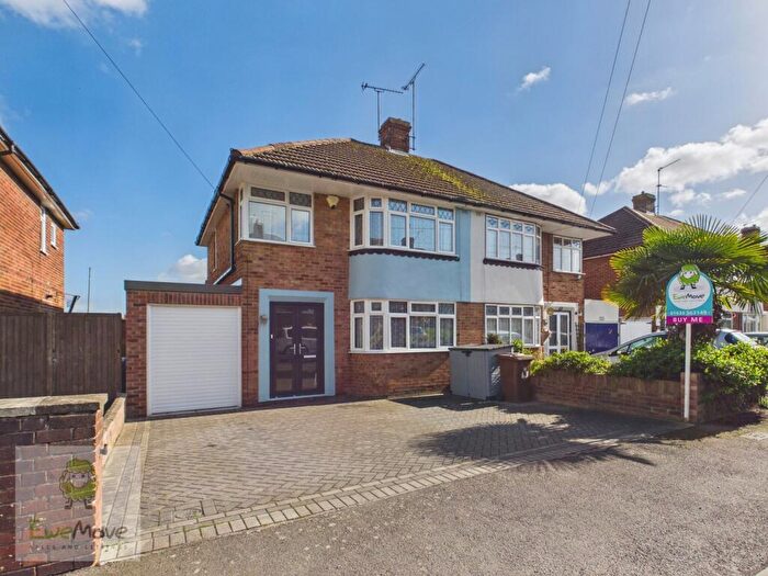 3 Bedroom Semi Detached House For Sale In Jarrett Avenue, Wainscott, Rochester, ME2