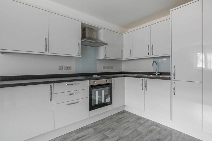 1 Bedroom Flat To Rent In Riverside Place, Kendal, LA9