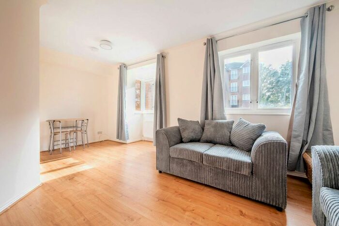 2 Bedroom Flat To Rent In Kingston, Kingston, Kingston Upon Thames, KT2