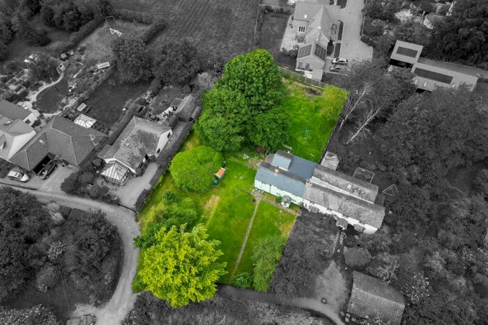 4 Bedroom Semi-Detached House For Sale In Elm Gardens, Fowlmere, SG8