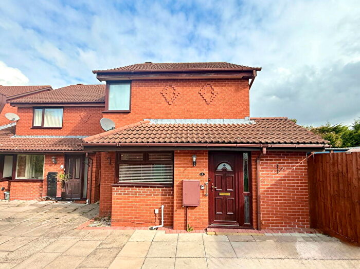 3 Bedroom Detached House For Sale In Burley Close, Shirley, B90