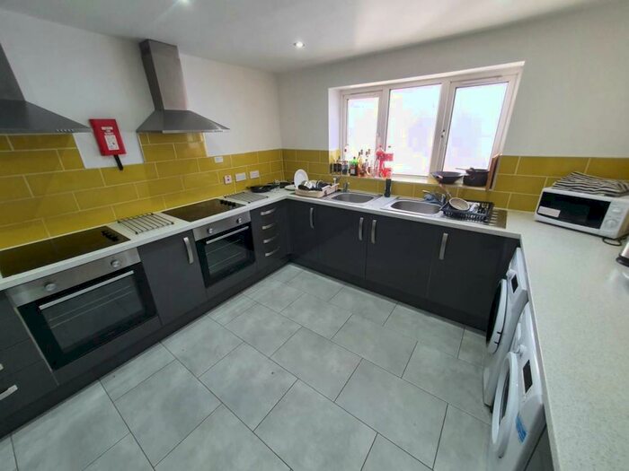 6 Bedroom House To Rent In Richard Street, Cathays, Cardiff, CF24