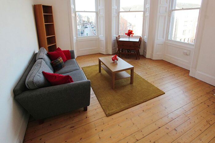 2 Bedroom Flat To Rent In Dickson Street, Edinburgh, EH6