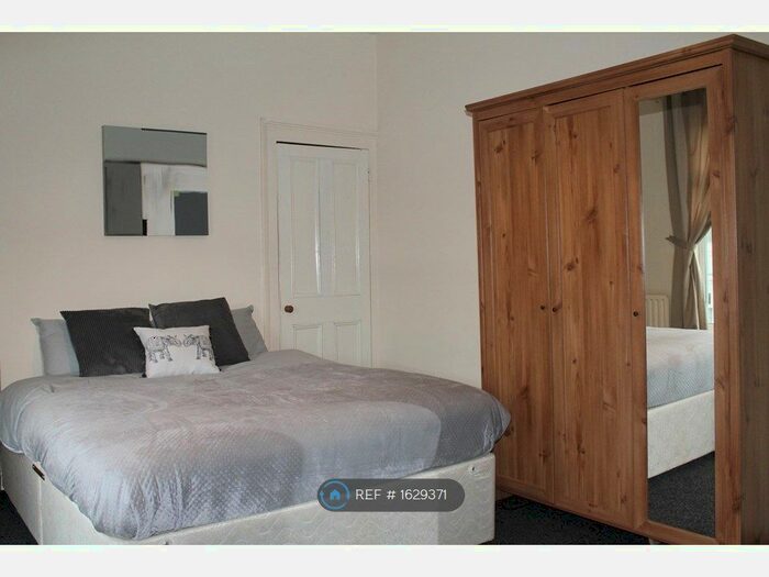 3 Bedroom Terraced House To Rent In Blenheim Street, Hull, HU5