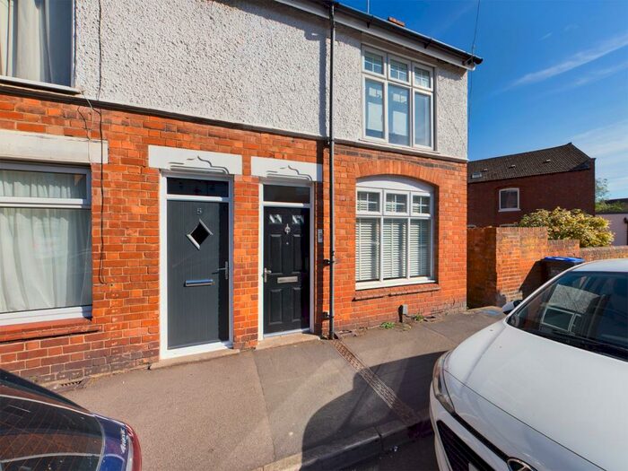 3 Bedroom End Of Terrace House To Rent In Albion Street, Kenilworth, CV8