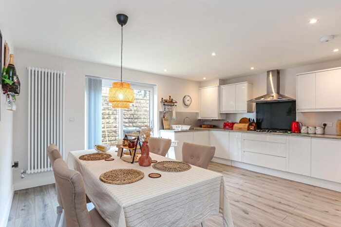 4 Bedroom Terraced House For Sale In Grane Road, Haslingden, Rossendale, BB4