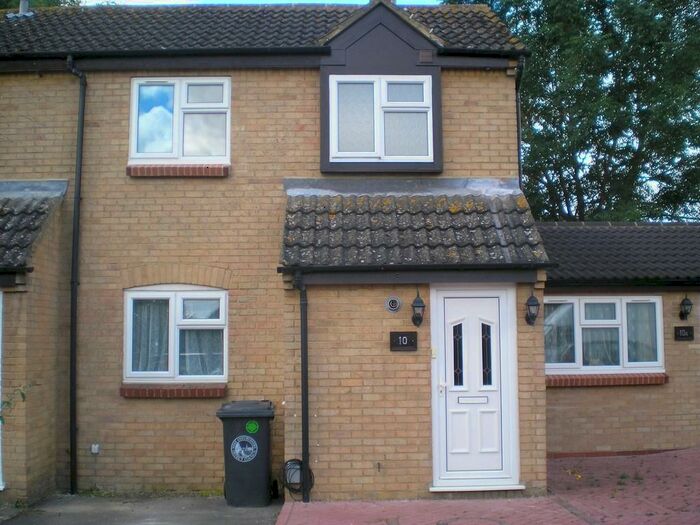 2 Bedroom End Of Terrace House To Rent In Burwell Close, Witney, Oxon, OX28