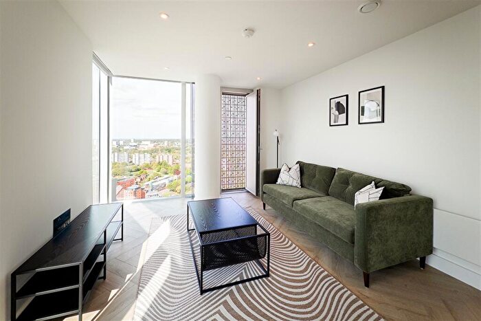 2 Bedroom Apartment To Rent In Bankside, Colliers Yard, M3