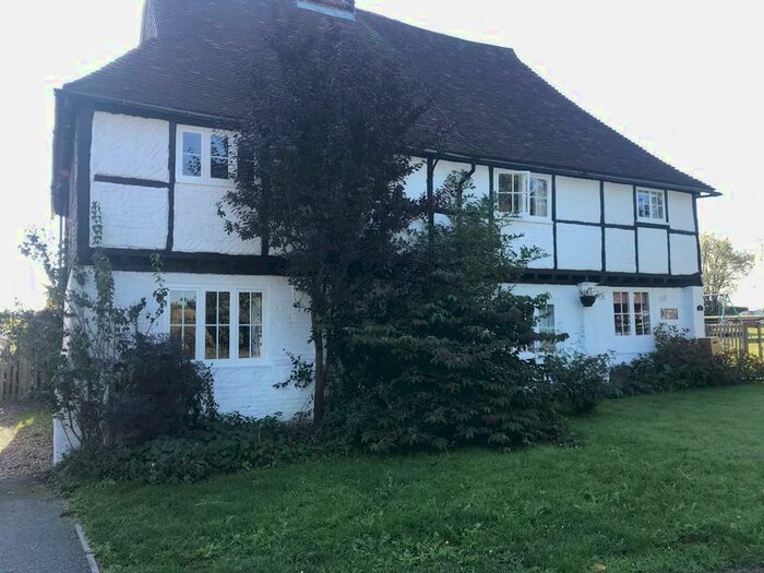 3 Bedroom Cottage To Rent In Fairbrook, Hernhill, Faversham, ME13