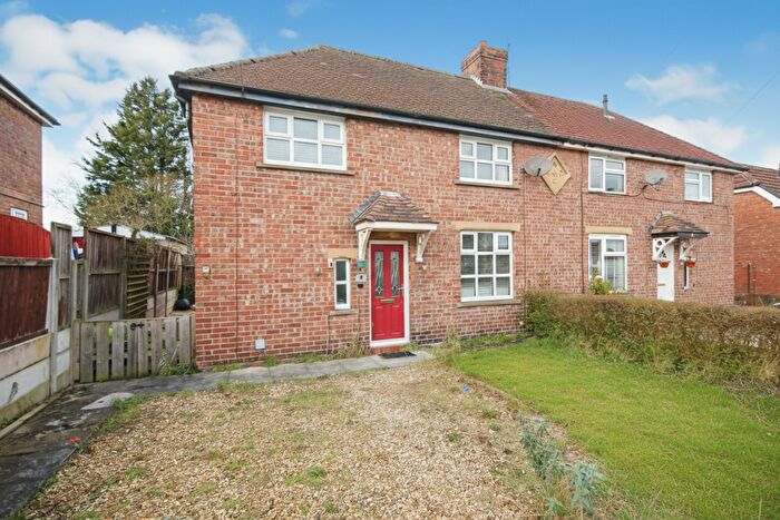 3 Bedroom Semi Detached House For Sale In Morris Drive, Weaverham, Cheshire, CW8