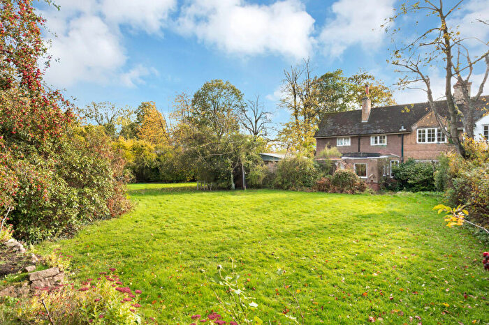 4 Bedroom Semi-Detached House For Sale In Westfield Lane, Rothley, LE7