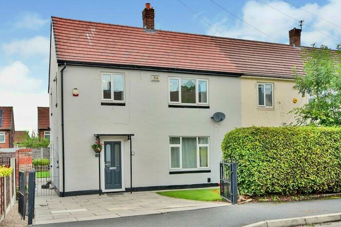 3 Bedroom End Of Terrace House To Rent In Crowland Road, Manchester, Greater Manchester, M23