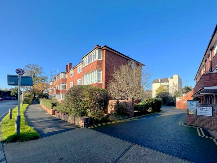 2 Bedroom Flat To Rent In Pandora Court, Surbiton, KT6