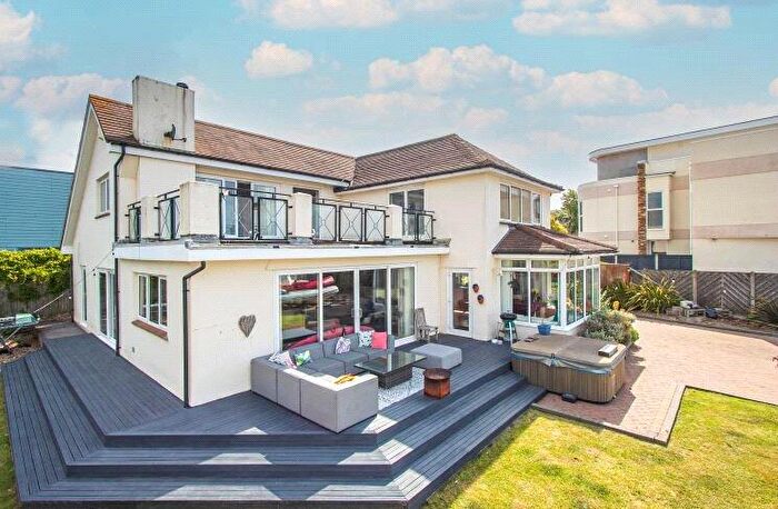5 Bedroom Detached House For Sale In Gardens Road, Lilliput, Poole, Dorset, BH14