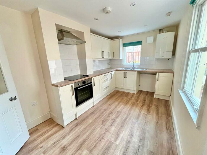 2 Bedroom Terraced House For Sale In Lewes Road, Newhaven, BN9