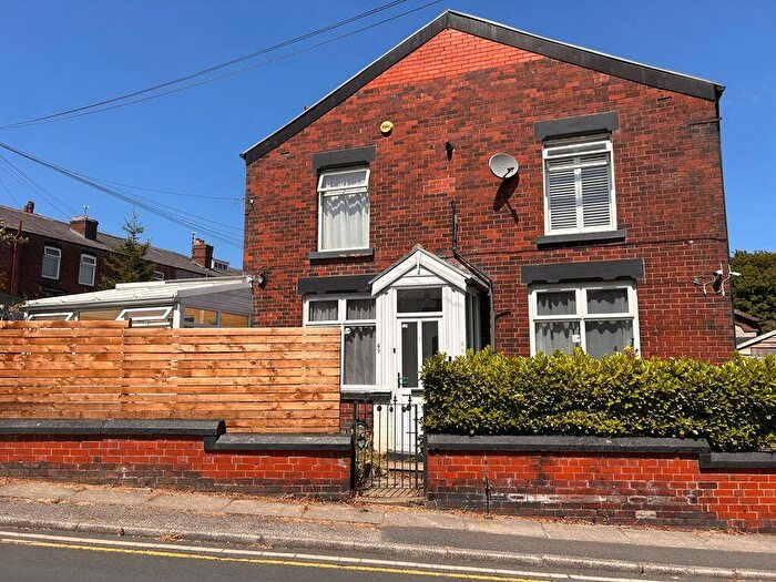 2 Bedroom Terraced House To Rent In Valletts Lane, Bolton, BL1