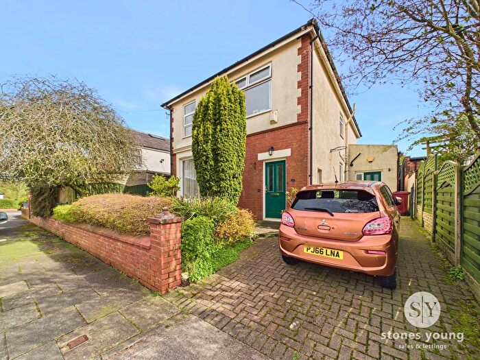 4 Bedroom Detached House For Sale In Walden Road, Blackburn, BB1