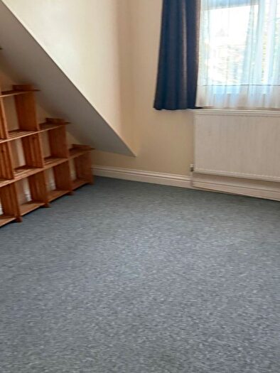 1 Bedroom Flat To Rent In Ashgrove Road, Ilford, IG3
