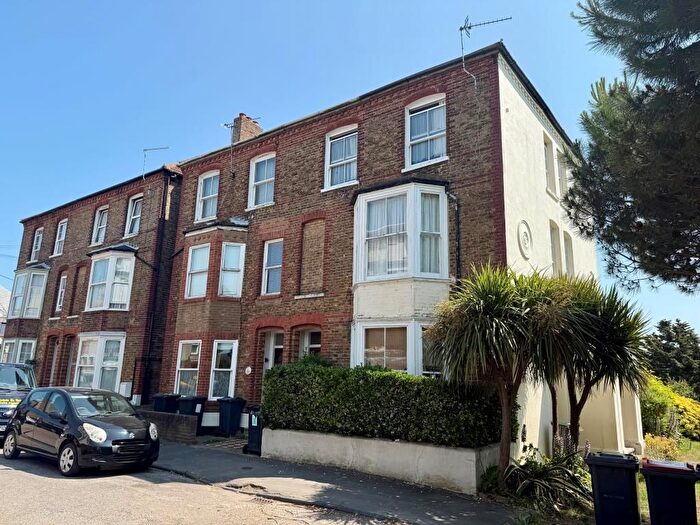 1 Bedroom Block Of Flats For Sale In Broom House, Dene House Amp; Greencroft, Oxenden Street, Herne Bay, Kent, CT6