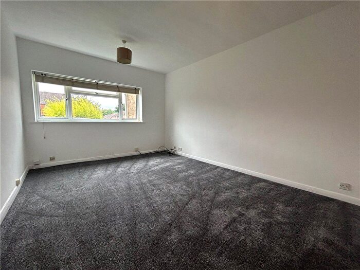 2 Bedroom Maisonette To Rent In Badger Close, Guildford, Surrey, GU2