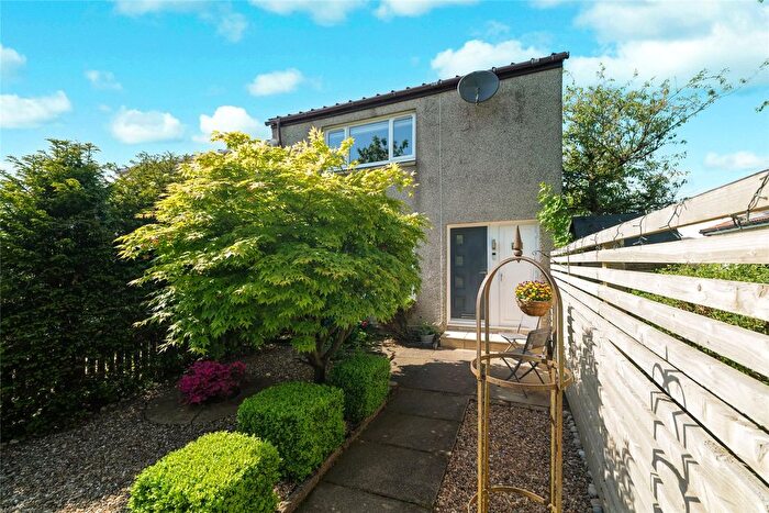 2 Bedroom End Of Terrace House For Sale In Rannoch Drive, Cumbernauld, Glasgow, North Lanarkshire, G67