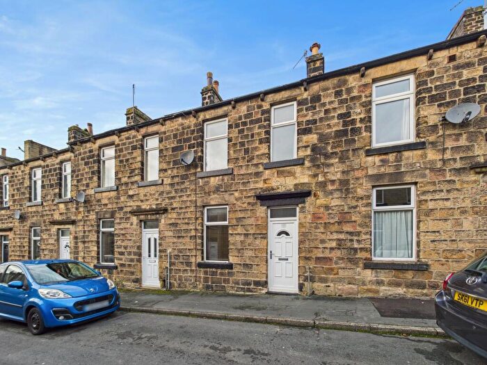 3 Bedroom Terraced House To Rent In Russell Street, Skipton, BD23