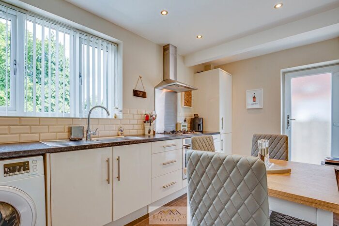2 Bedroom Semi-Detached House For Sale In Stanage Rise, Sheffield, S12