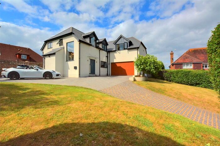 4 Bedroom Detached House To Rent In Bradbourne Lane, Ditton, Aylesford, Kent, ME20