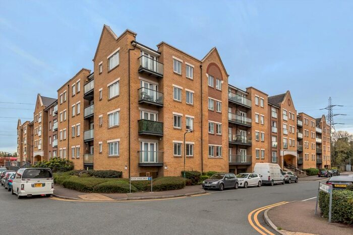 2 Bedroom Apartment To Rent In Black Eagle Drive, Northfleet, Gravesend, DA11