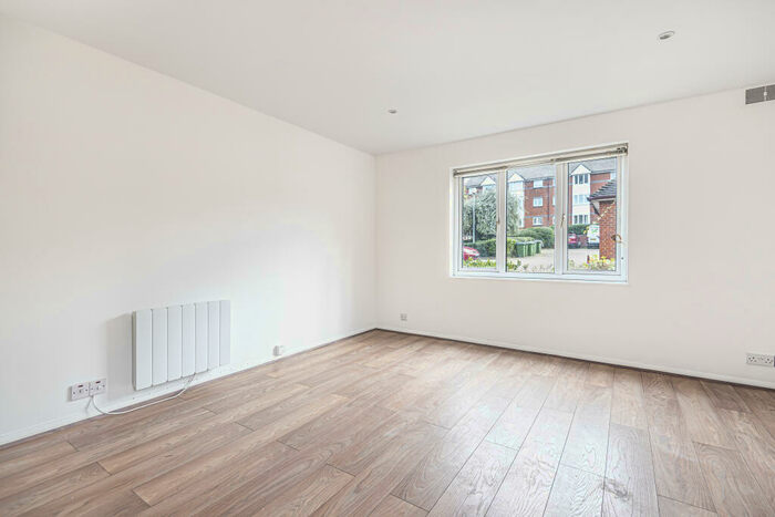 1 Bedroom Apartment To Rent In Red Lion Lane, Shooters Hill, London, SE18