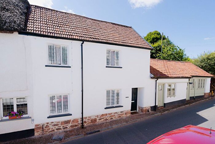 2 Bedroom Cottage For Sale In Bullen Street, Thorverton, EX5