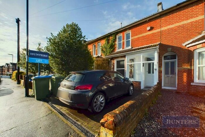 2 Bedroom House To Rent In Shirley Park Road, Southampton, SO16