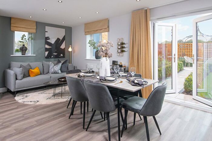 4 Bedroom Detached House For Sale In Salhouse Road, Sprowston, Norwich, NR13