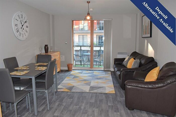 2 Bedroom Flat To Rent In Barton Place, Hornbeam Way, Manchester, M4