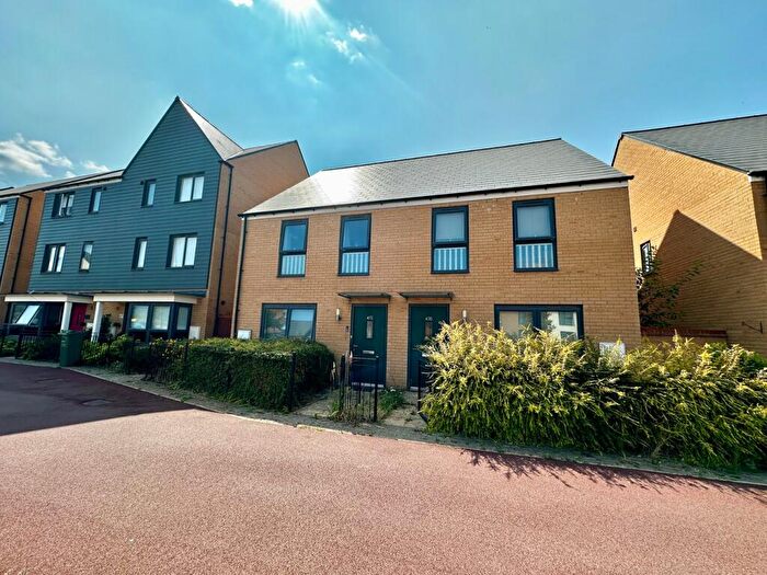 3 Bedroom Semi-Detached House For Sale In Fen Street, Brooklands, Milton Keynes, MK10