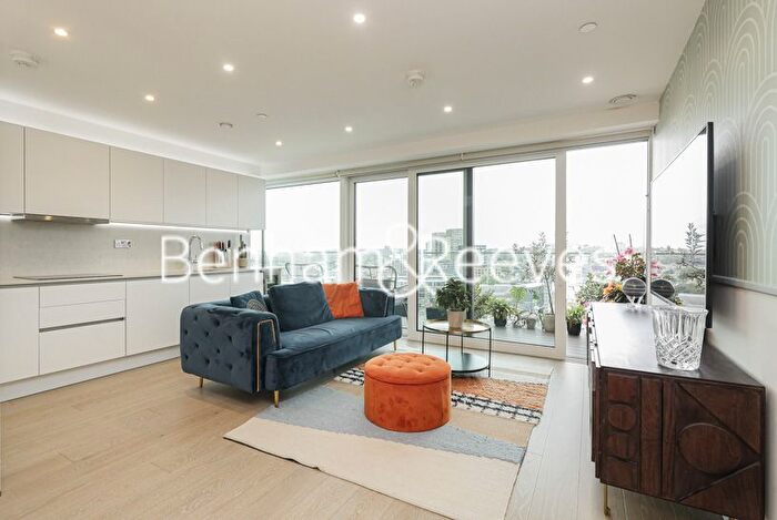 2 Bedroom Flat To Rent In Brigadier Walk, Royal Arsenal Riverside, SE18